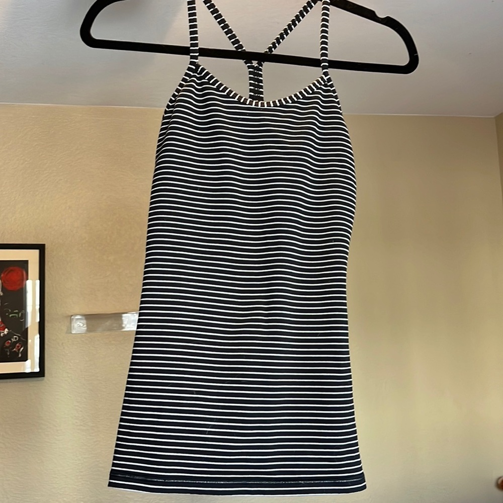 Lululemon athletica Power Y tank black and white stripe size 2